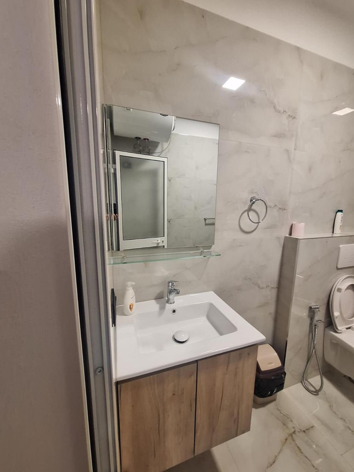 Albania Apartment Near Tirana City Center Double Or Twin Bed エクステリア 写真