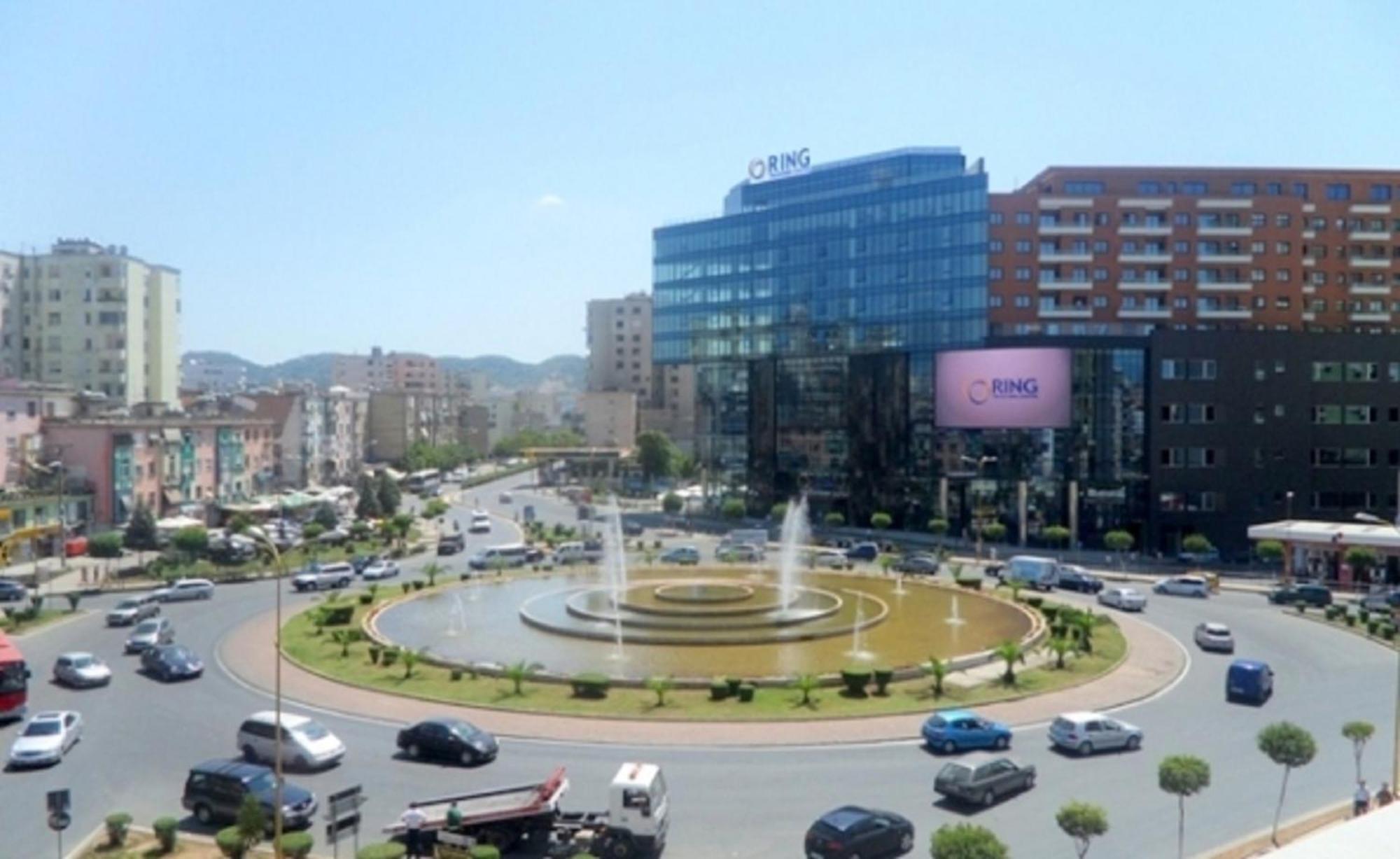 Albania Apartment Near Tirana City Center Double Or Twin Bed エクステリア 写真